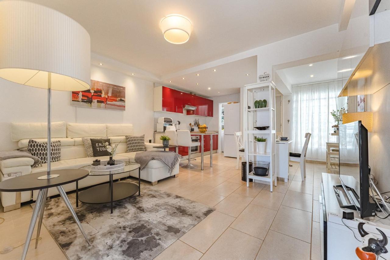 Ferienwohnung Summer Dream - Island Village Адехе Екстериор снимка